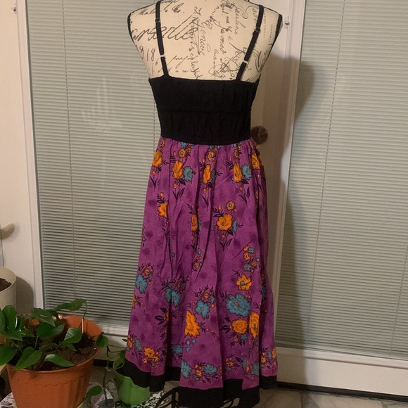 Whimsical dress Sz Medium, made in India, full exaggerated skirt, fitted… - Picture 9 of 16